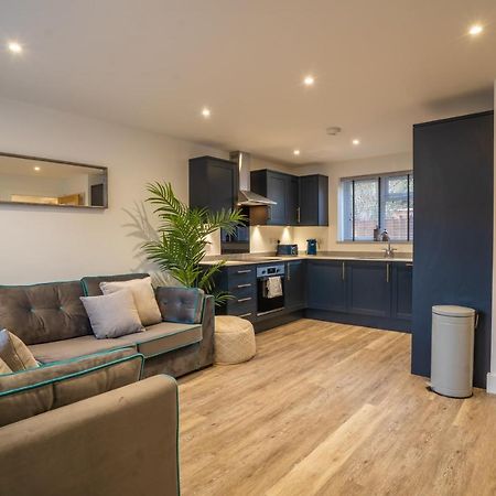 Mill Road Ground Floor Apartment Crawley  Exterior foto